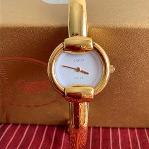 Gucci watch